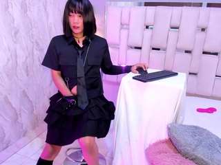 eriolwest live webcam show
