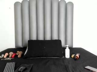 marymarr-23 live webcam show