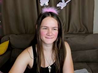 datsi-benson Live Webcam on CamSoda