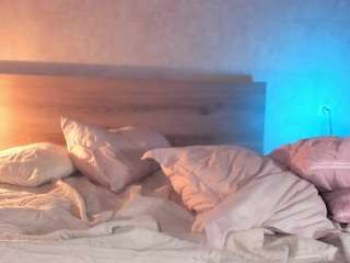 kitsunedream live webcam show