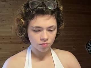 MerylAlsheimer live cam on CamSoda