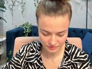 mili-lorans Sex Cam Show