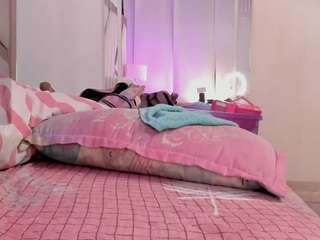 RacheellGrayX live webcam show