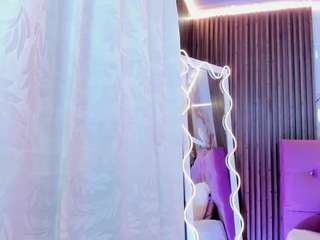 kiara-tay live webcam show