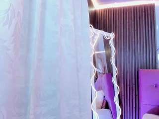kiara-tay live webcam show