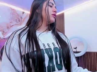 kiara-tay live webcam show