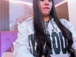 kiara-tay