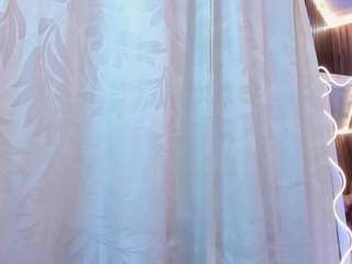 kiara-tay live webcam show