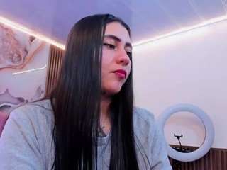 kiara-tay