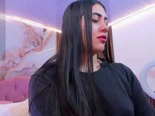 kiara-tay