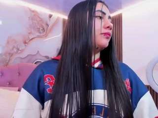 kiara-tay