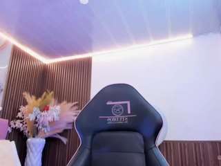 kiara-tay