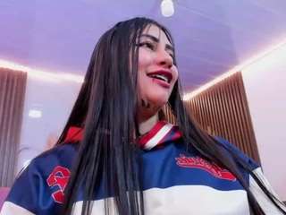 kiara-tay