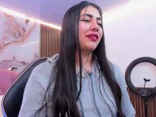 kiara-tay