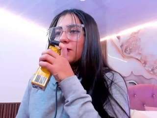 kiara-tay