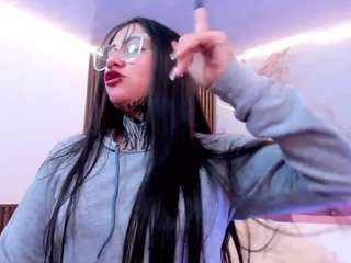 kiara-tay