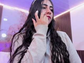kiara-tay