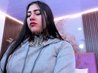 kiara-tay