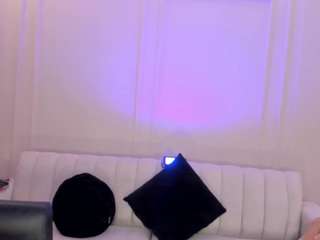 Nova Sinclair live webcam show