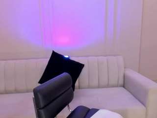 Nova Sinclair live webcam show