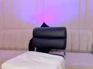 Nova Sinclair live webcam show