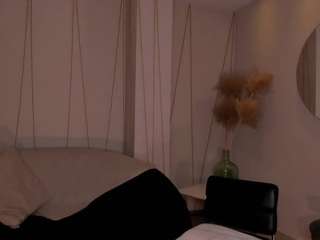 Nova Sinclair live webcam show