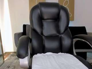 Nova Sinclair live cam preview