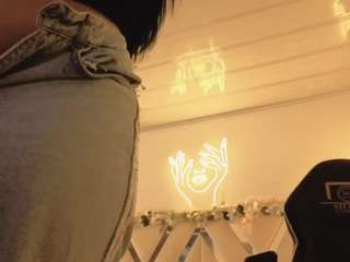 zury-tay