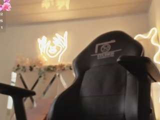le modèle zury-tay est en webcam porno dans un show sur le site camsoda, il possède les tags suivants: ahegao,lovense,twerk,toys,tiny tits,teen (18+),tattoos,striptease,strip,squirter,smoking,shaved pussy,public,orgasm,normal,ass,naked,lingerie,deepthroat,ass bouncing