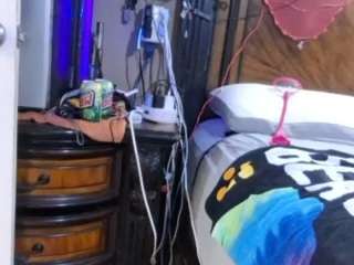 1sweetLips6969 live cam preview