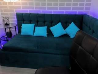 kirasteel live webcam show
