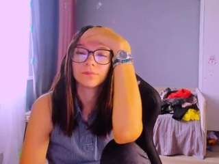 SweetyGirlGratitude live webcam show
