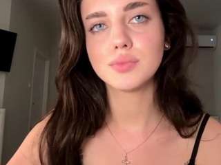 A_Milla live webcam show