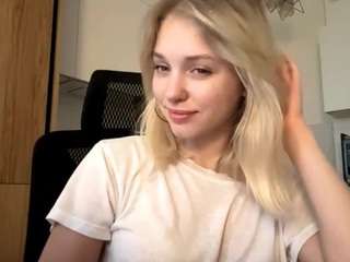 le modèle twannasanchec est en webcam porno dans un show sur le site camsoda, il possède les tags suivants: ahegao,ass bouncing,ass clapping,athletic,blue eyes,camel toe,cock rating,cowgirl,erotic dance,no drinking,no smoking,teen 18,young adult,big tits,blonde hair