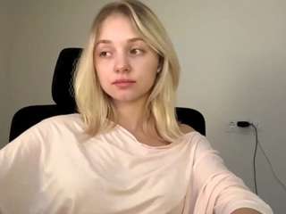 twannasanchec live webcam show