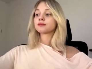 twannasanchec live webcam show