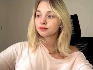 twannasanchec live webcam show