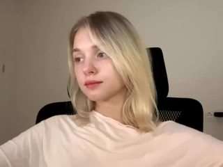 twannasanchec live webcam show