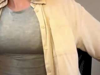 Eve live cam preview