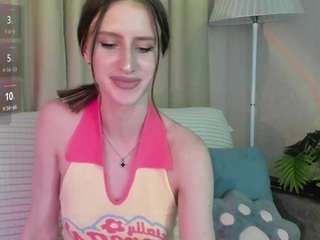 ellierough Live Webcam on CamSoda