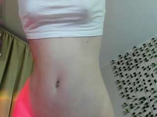 ellierough live webcam show