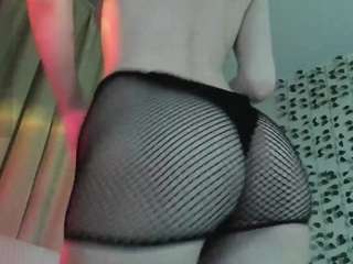 EllieRough live webcam show