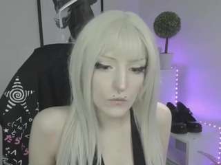 nikadream1 live webcam show