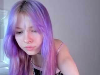 Amellia-Soon live webcam show