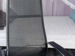 Amellia-Soon live cam preview