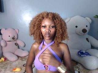 blackfantastickk Live Webcam on CamSoda