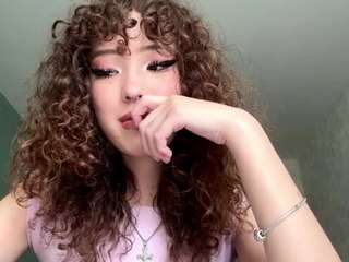 Deidralaquay's cam show statistics and live stream