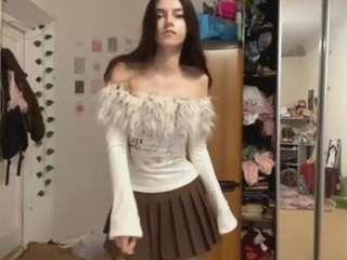 Live webcam model hortensetoledano on Soda Cams