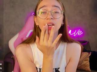 lucy-green's live room