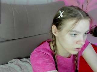 St-Ormyy live webcam show